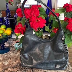 Perlina Leather Shoulder Bag